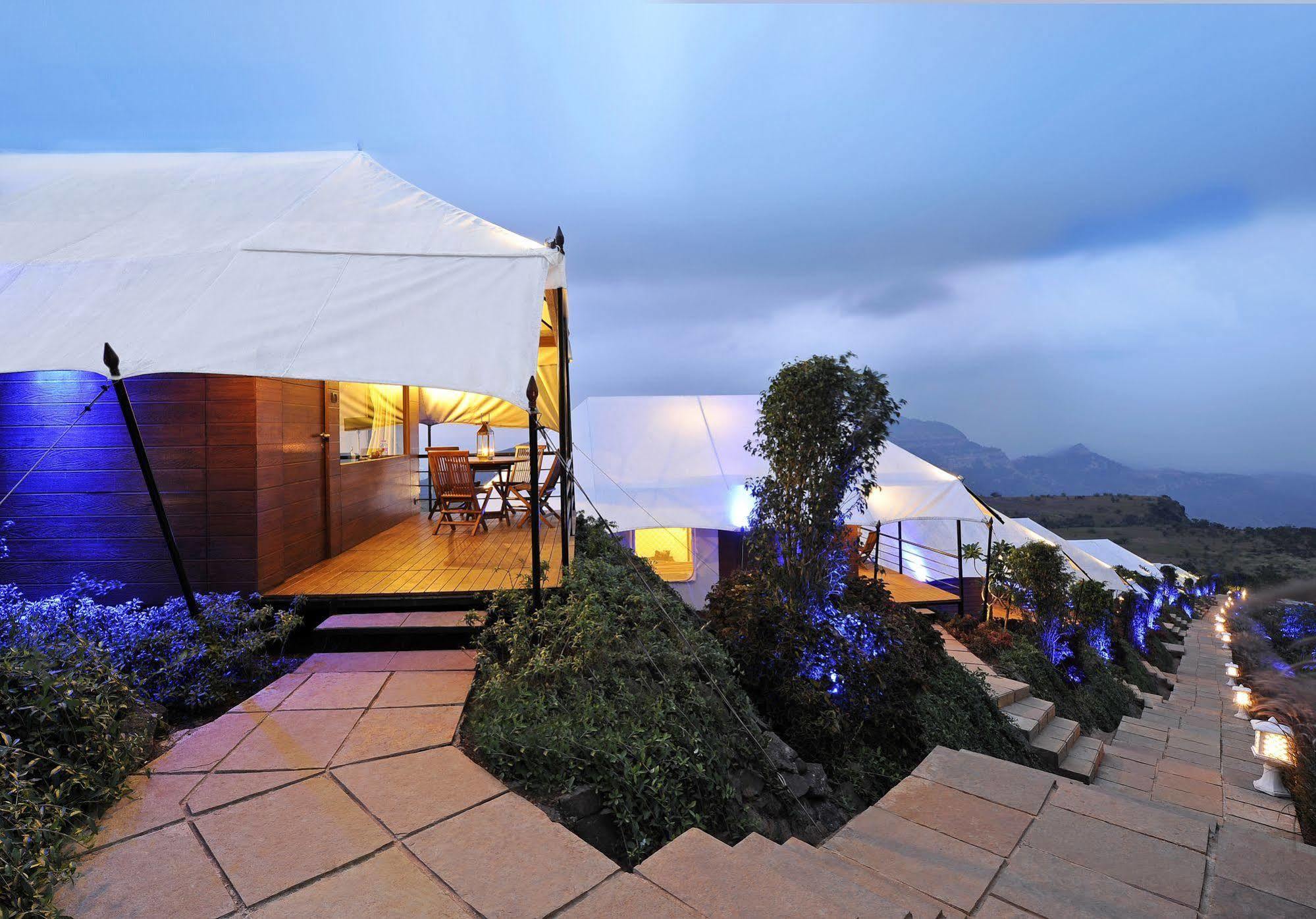 Della Resorts Lonavala Ngoại thất bức ảnh